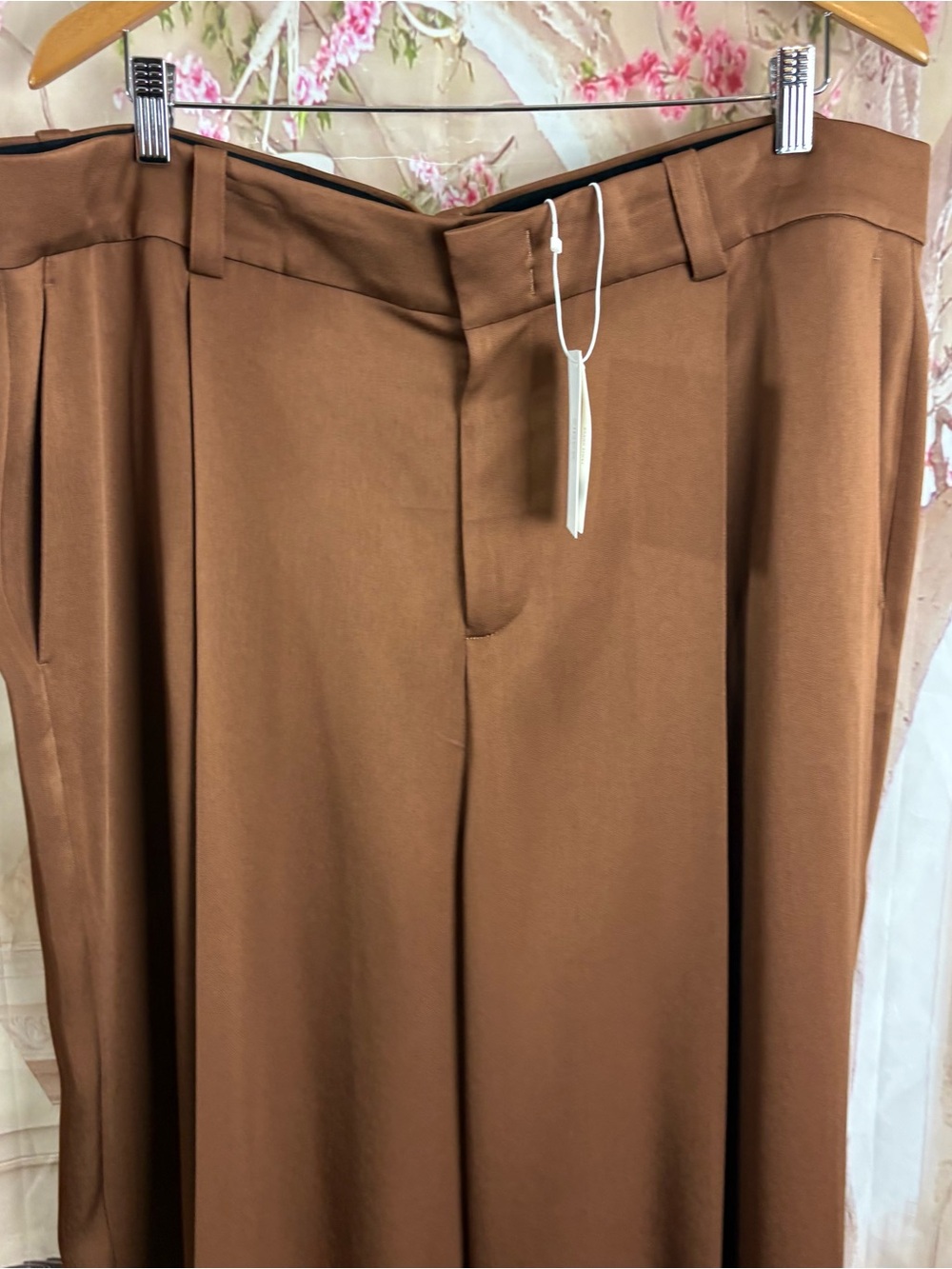 NEW Vince Brown Wide-Leg Pleated Pants - Picture 3 of 10